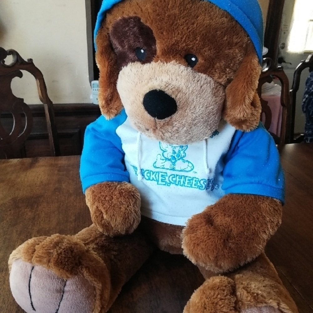 💓🐶 HUGE Soft Dog plushie 36" with Blue and White Jacket (Chuck E Cheese🍕)